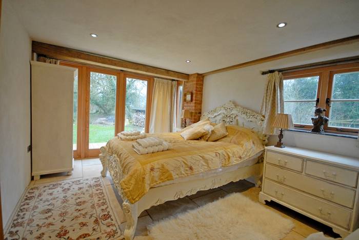 Interior of Ox House holiday cottage, Brill, Buckinghamshire near Oxford8